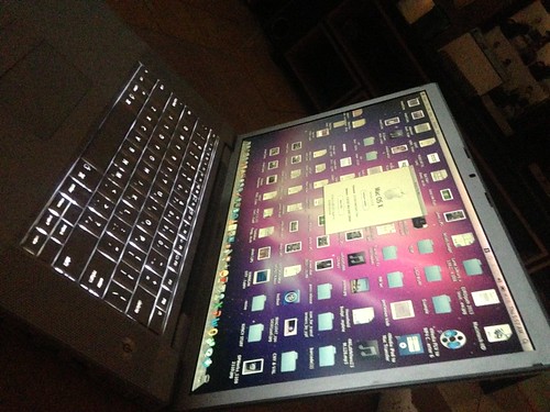 (WTS) MACBOOK PRO ALUMUNIUM 15'4"