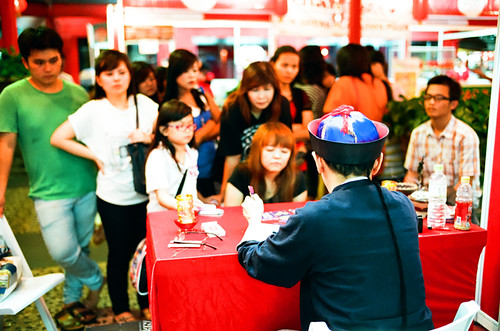 warung-ngumpul-penggemar-kamera-analog---part-4