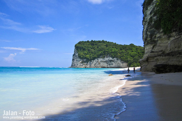 Surga tersembunyi di Pantai Tarimbang