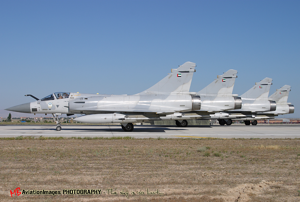 PHOTO} Best Of The Best Uni Emirat Arab Air Force 2013