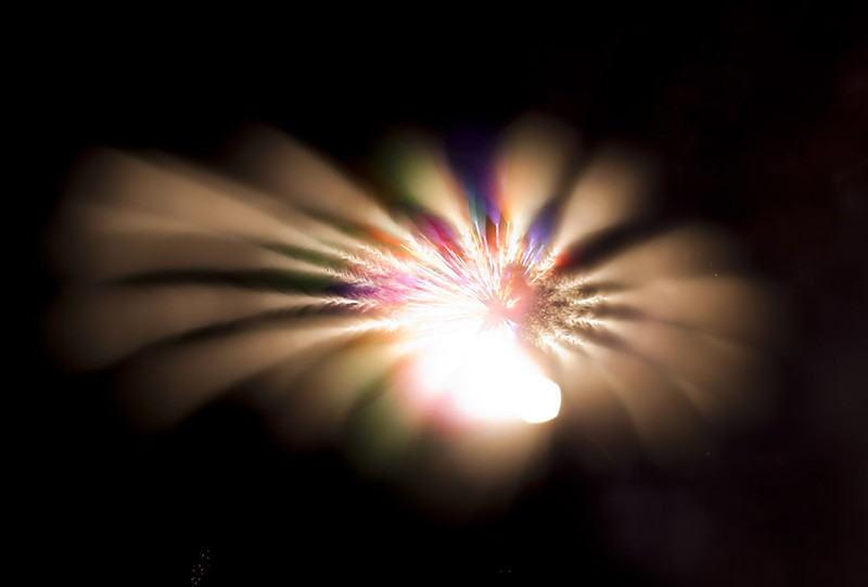 FOTO LONG EXPOSURE KEMBANG API &#91;KEREN BANGET&#93;