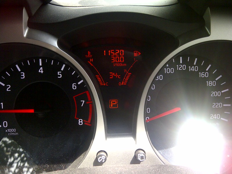 OVER KREDIT NISSAN JUKE RX 2012 BULAN 7 GREY