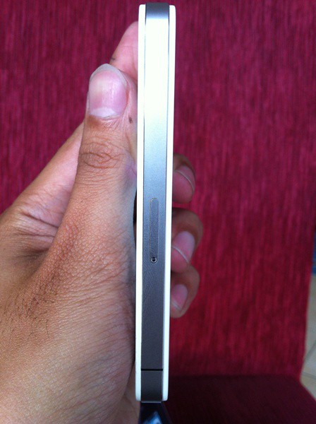 iphone 4g 16gb & 32gb white (fu jogja)