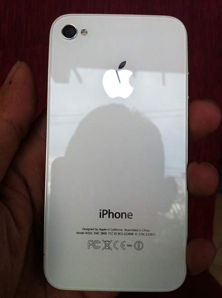 iphone 4g 16gb & 32gb white (fu jogja)