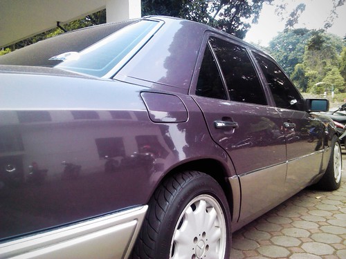 Mercedes Benz E320 Masterpiece 1993 Bandung