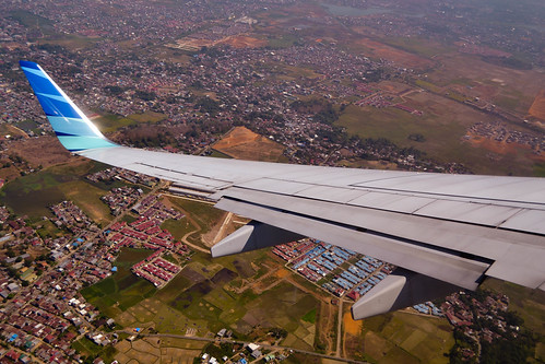 nongkrong-bareng-yg-hobby-foto-dari-atas-pesawat-aerial