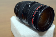 Canon D60 (mint) komplit dengan tas, flash, lensa