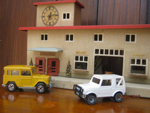 Diecast antik Jeep TOYOTA Hardtop & SUZUKI Jimny