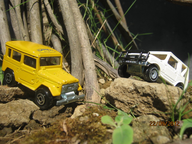 Diecast antik Jeep TOYOTA Hardtop & SUZUKI Jimny