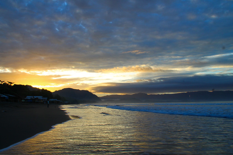 Indah nya Ujung Genteng