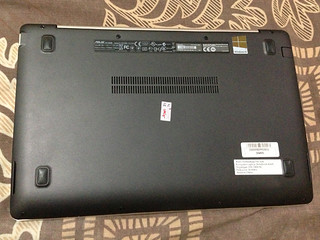 ASUS VivoBook X202 TouchScreen - 500GB HDD - Win 8 - Core i3 - 4GB DDR - Intel HD4000