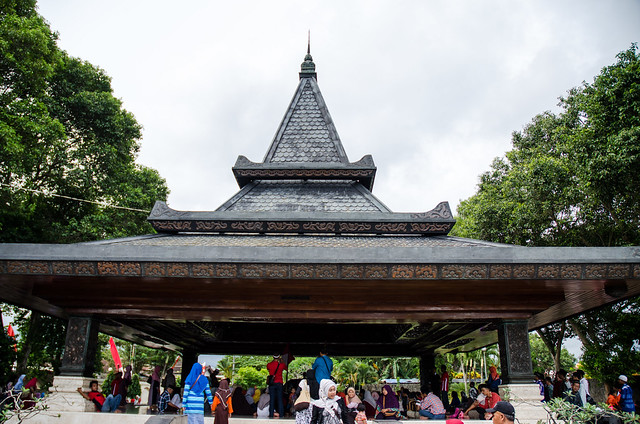 alun-alun-nikonian---part-13