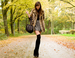 Intip 7 Kebiasaan Yang Selalu Dilakukan Wanita Stylish Yuk!