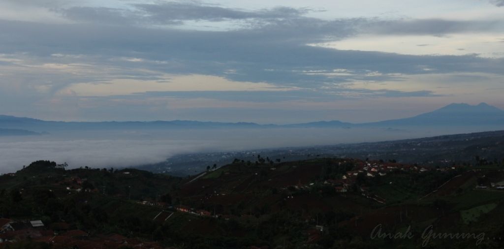 &#91;BWK&#93; Keindahan dari Bukit Moko (Caringin Tilu) - Bandung &#91;Bagi yang penasaran aja&#93;