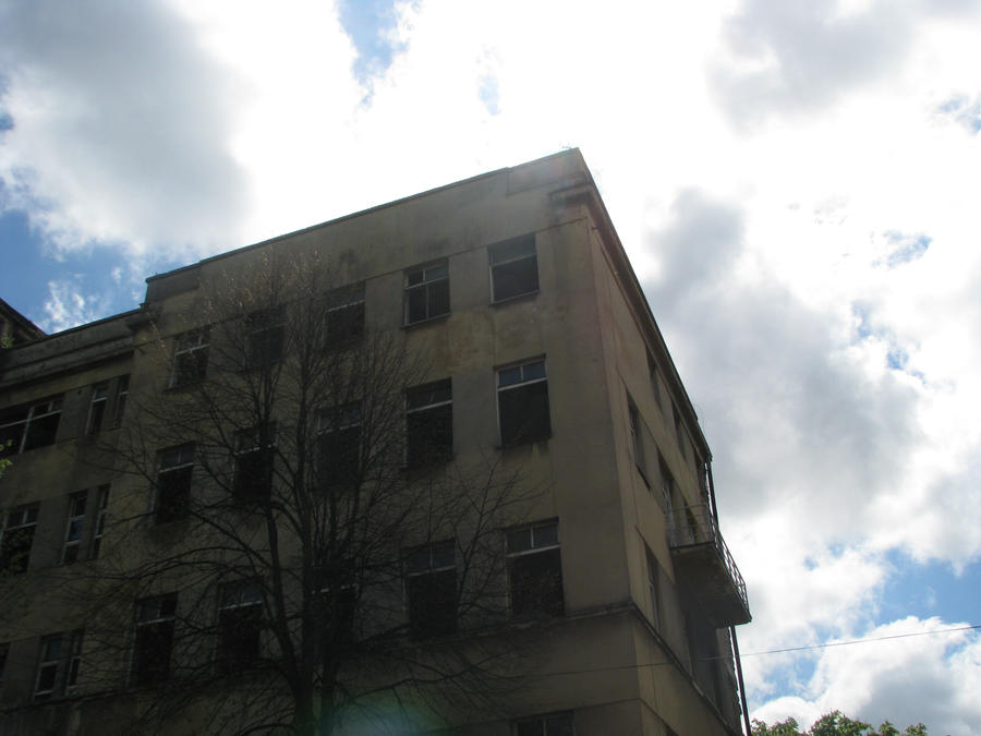 Kisah Horor Anak Adam Yang di Temani Oleh Hantu Saat Di Rawat Di Rumah Sakit Di Medan