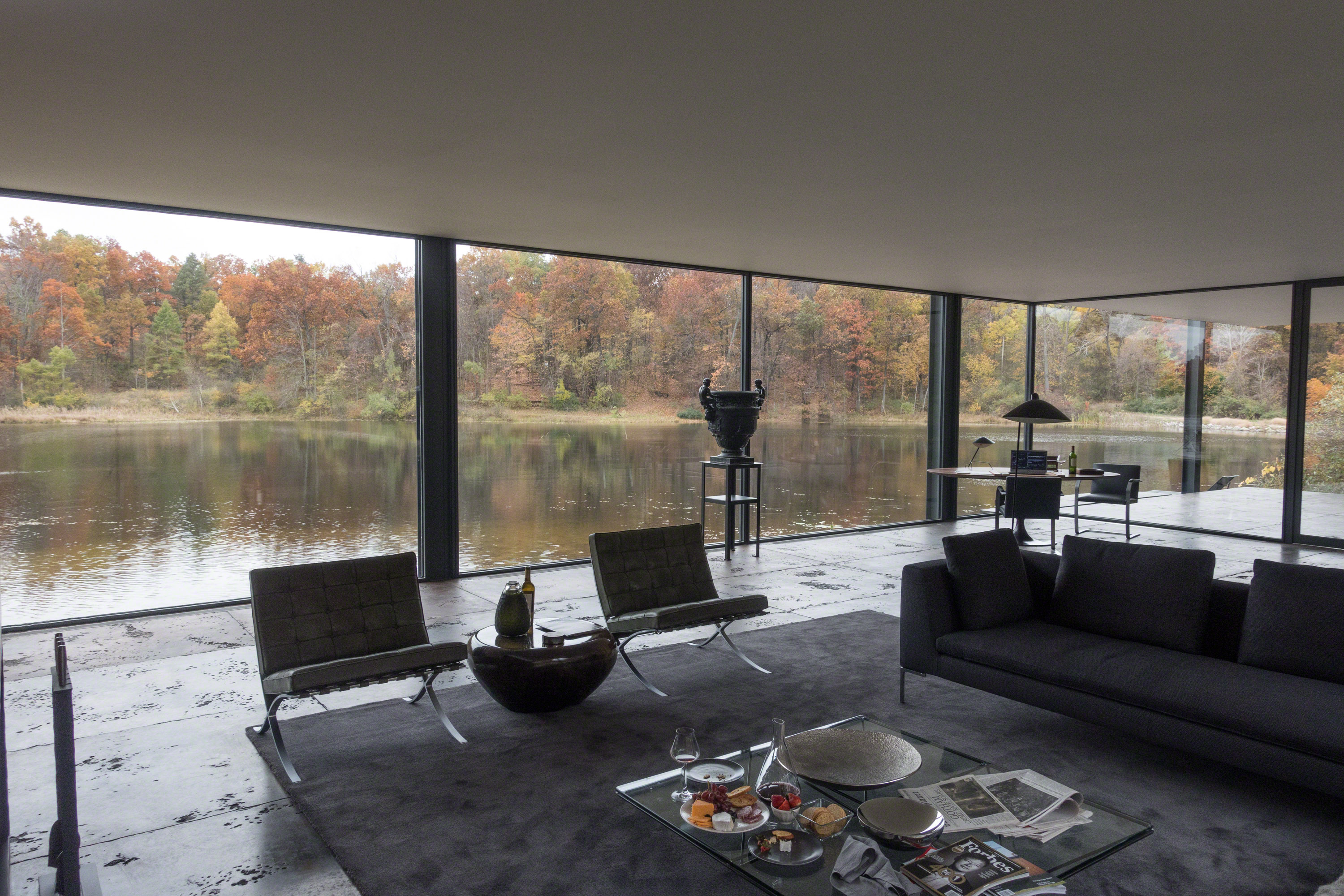 Asal Usul Rumah Kaca Bruce Wayne di Film Batman VS Superman