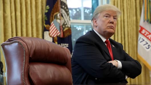 Trump says the Federal Reserve has 'gone crazy' by continuing to raise interest rates