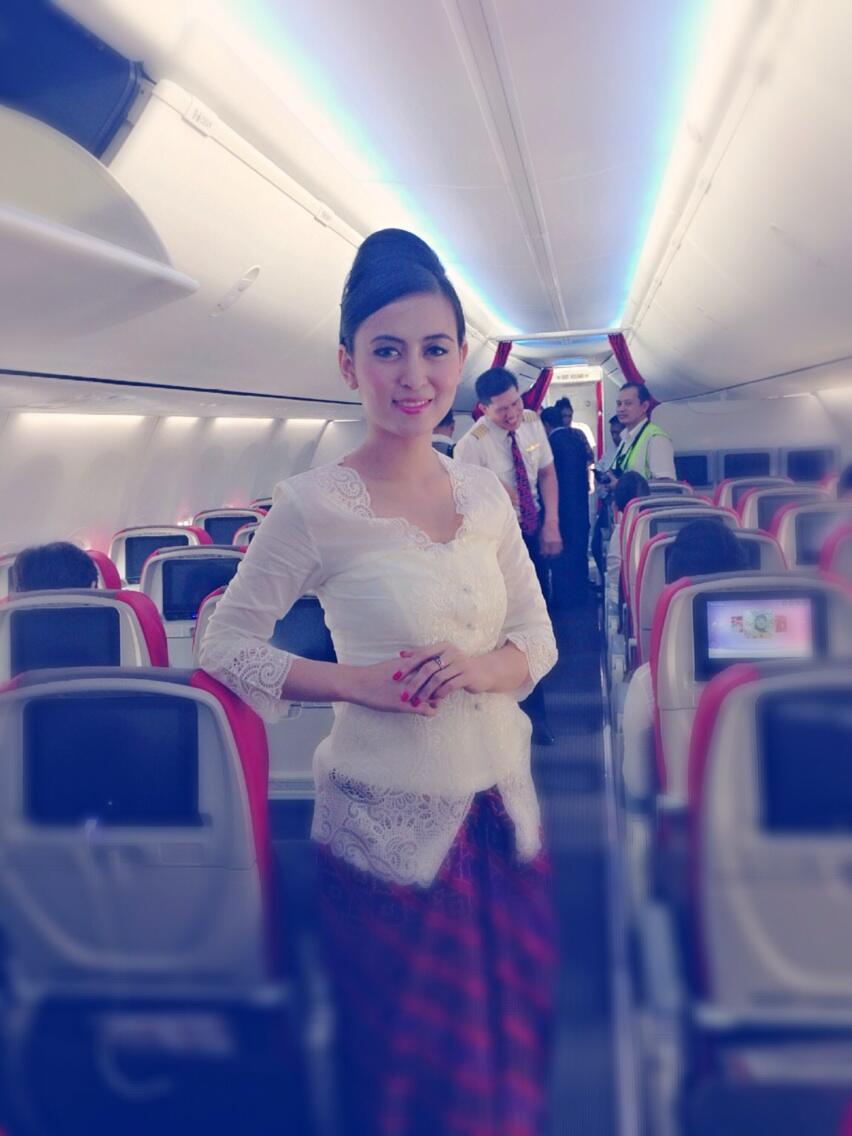 &#91;Terkait Sisca&#93; Pramugari Batik Air Disiram Teh Panas 