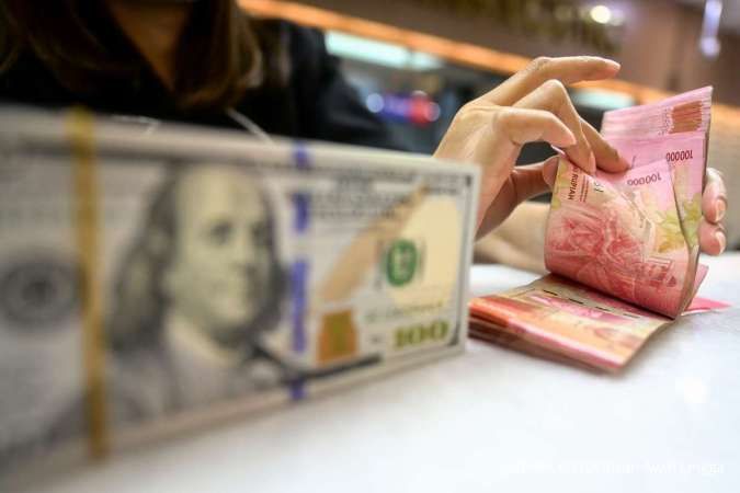 Rupiah Tembus Rp 16.000