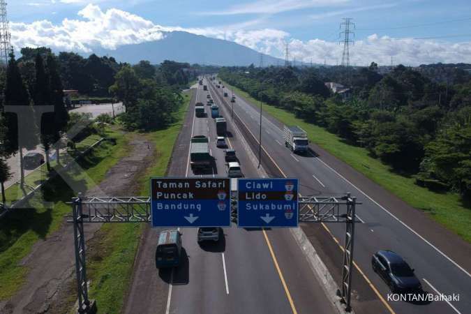 h-1-libur-imlek-tahun-2022-jasa-marga-catat-136000-kendaraan-tingalkan-jabotabek