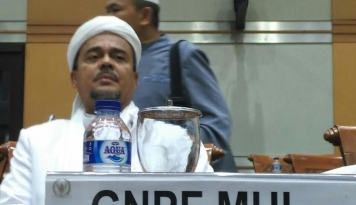 rizieq-mahfud-md-bodoh-belajar-lagi-sana