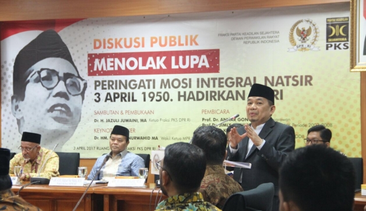 PKS Kecewa dengan MK Soal Diizinkannya "Kumpul Kebo" dan LGBT