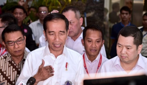 &quot;Mungkin Jokowi Titisan Allah untuk Selamatkan NKRI&quot;