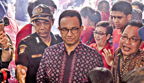 anies-bagikan-kartu-pekerja-apa-manfaatnya