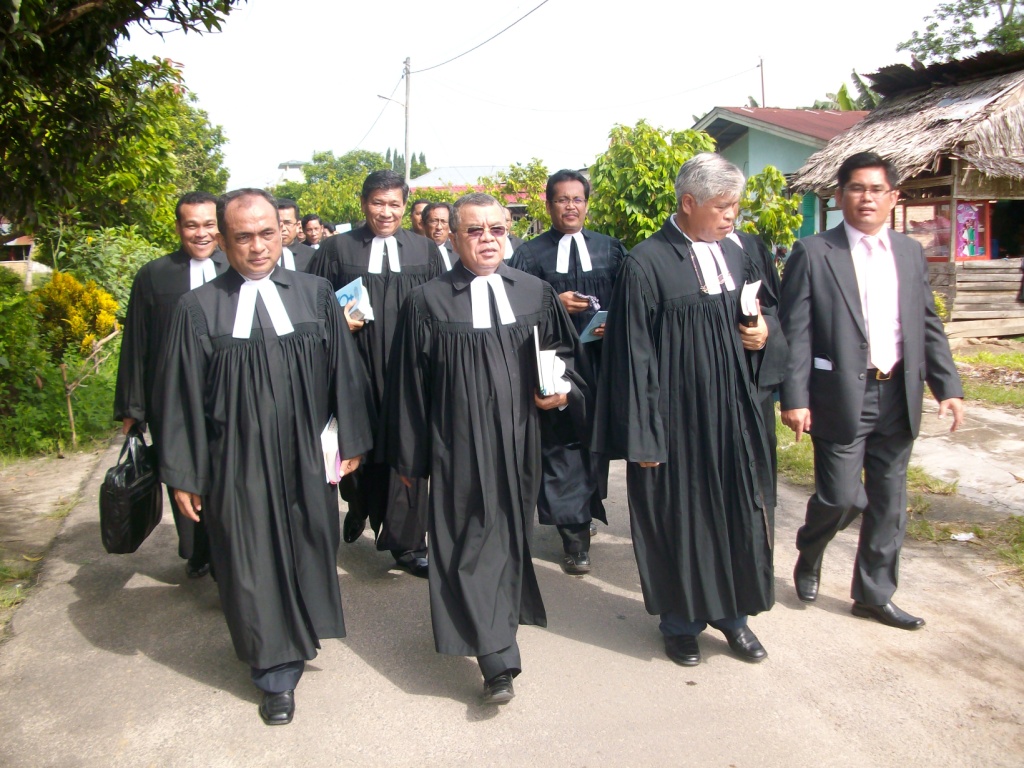 jemaat-gereja-hkbp-doyan-bentrok