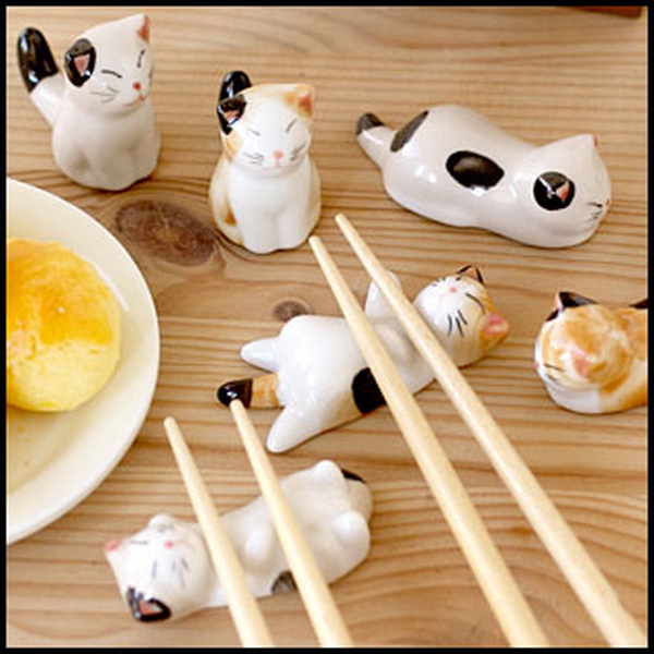 Hati Hati! Ada Aturan Juga Untuk Pemakaian Sumpit.