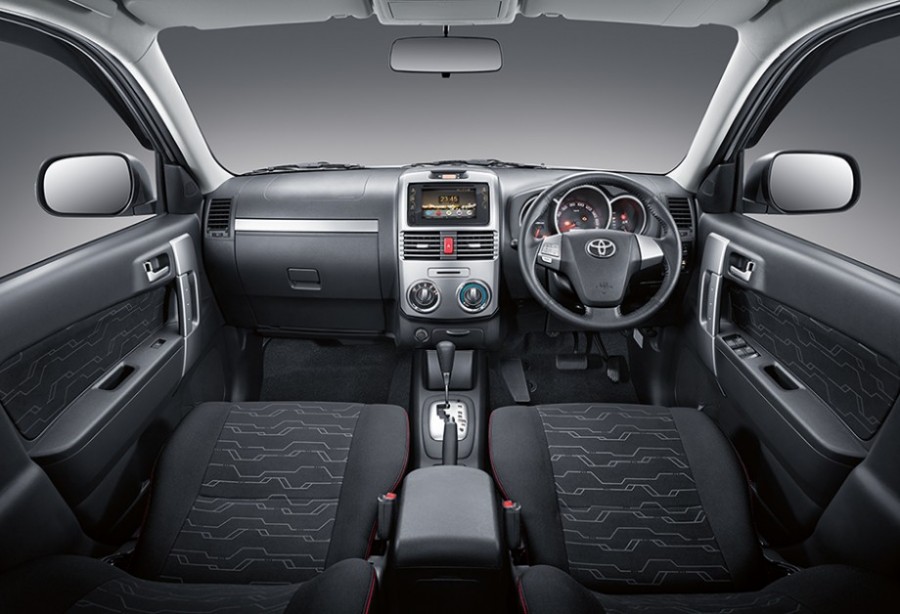 Toyota Rush Tantang Honda HR-V