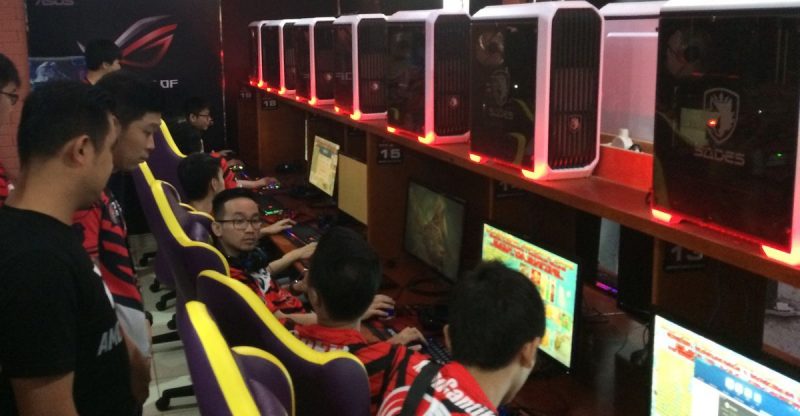 5 Hal yang membuat orang lebih tertarik dengan e-sport dibanding sport !