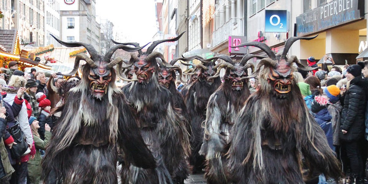 Krampus, Sosok Mengerikan Yang Mengintai di Malam Natal