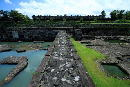 7 Keajaiban Dunia VS 7 Keajaiban Indonesia, Harus Bangga Guys!
