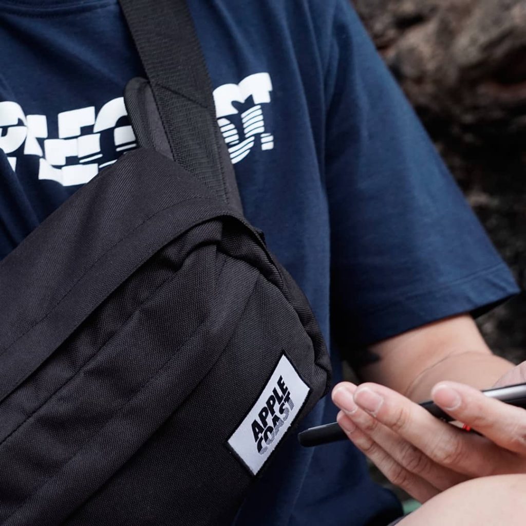 Waist Bag Merk Lokal yang Super Kece