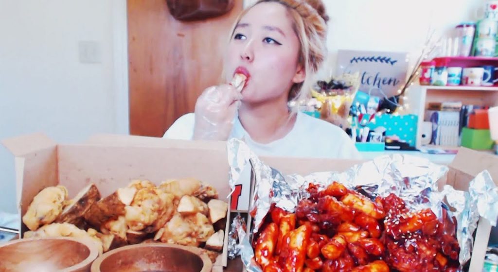Mukbang Adalah Makan Besar, Bener Nggak?