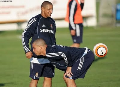 dibalik pertandingan sepakbola
