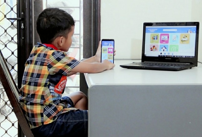 Nekat Mencuri Demi Anak Bisa Ikut Belajar, Sekolah Online, Solusi atau Masalah?