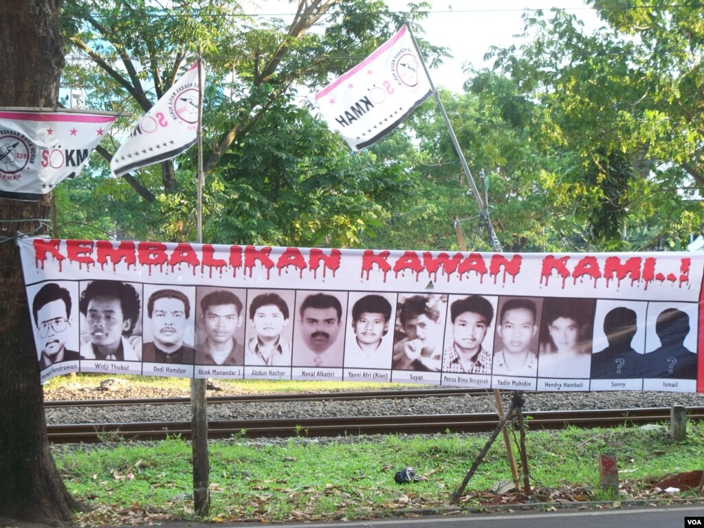 Tolak Capres Penjahat HAM, Pendiri Golkar: Sudahlah Prabowo, biarlah Jokowi Presiden.