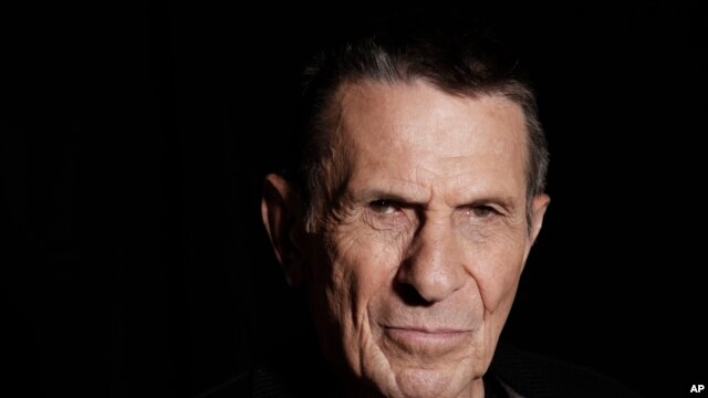 Bintang Star Trek, Leonard Nimoy, meninggal (fans Star Trek masuk)