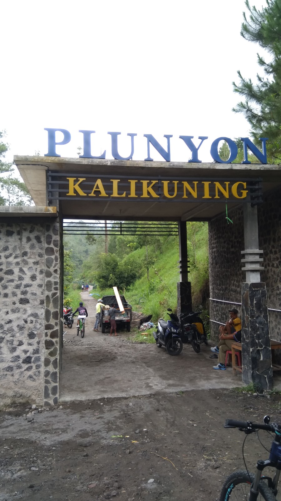 Ride Ke Kalikuning Bersama Rombongan Campuran