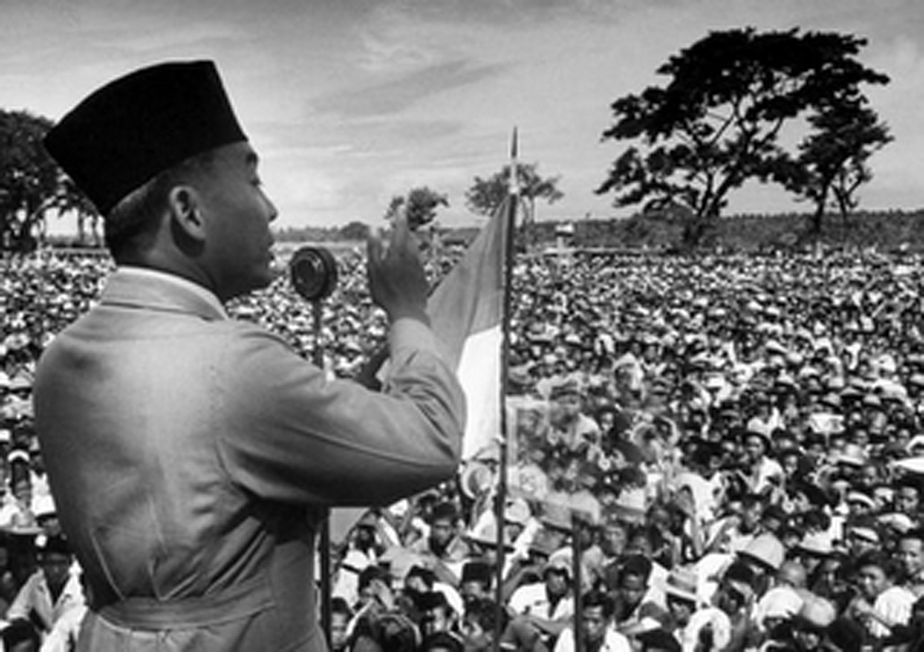 7 LANGKAH MENJADI MANUSIA KARISMATIK