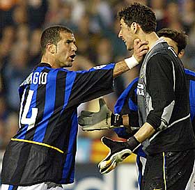 giuseppe-meazza----internazionale039s-kaskus-fans-club---season-2012-2013