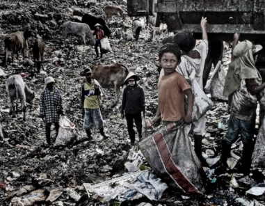 anak-anak ini gak bersalah gan,. kalah nasib aja sama kita-kita