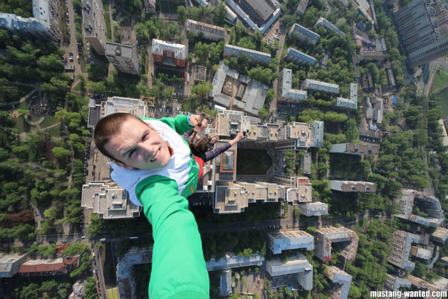 15 Foto Selfie Paling ekstrim Di Dunia