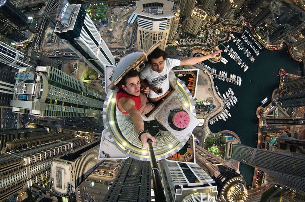 15 Foto Selfie Paling ekstrim Di Dunia