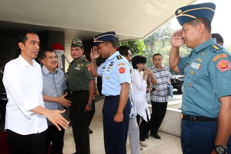 &#91;SANTAI&#93; Ajudan Pakde JOKOWI mantan Pilot SUKHOI & Mantan Komandan KRI Diponegoro