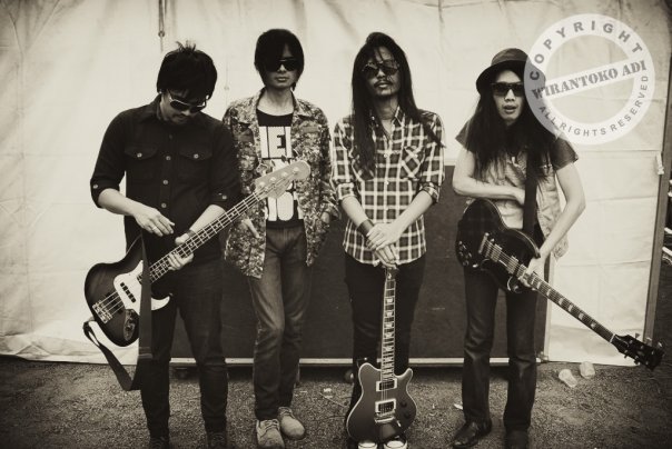 Band Musik Rock N Roll Indonesia Kesukaan Ane :D