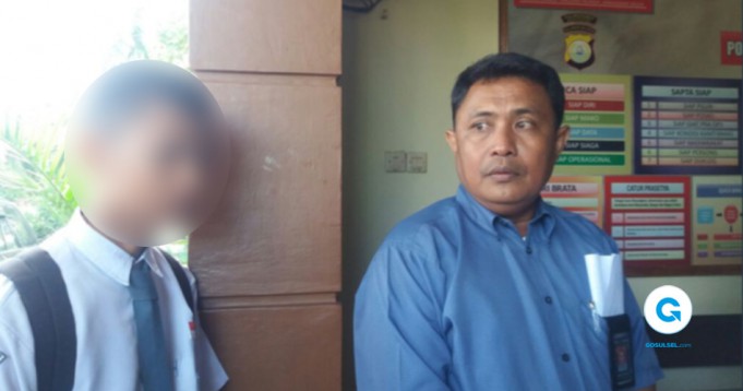 Oknum Orangtua Siswa SMK 2 Makassar Pukul Guru Hingga Berdarah