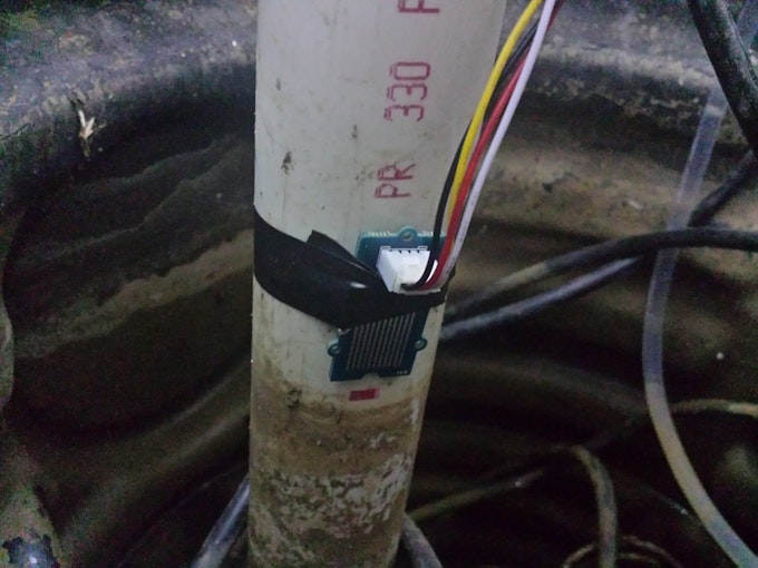 Sensor air sederhana bisa kirim peringatan via SMS &amp; Email